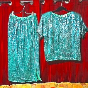 Vtg super sleezy sequined 2 piece silk top and skirt set.